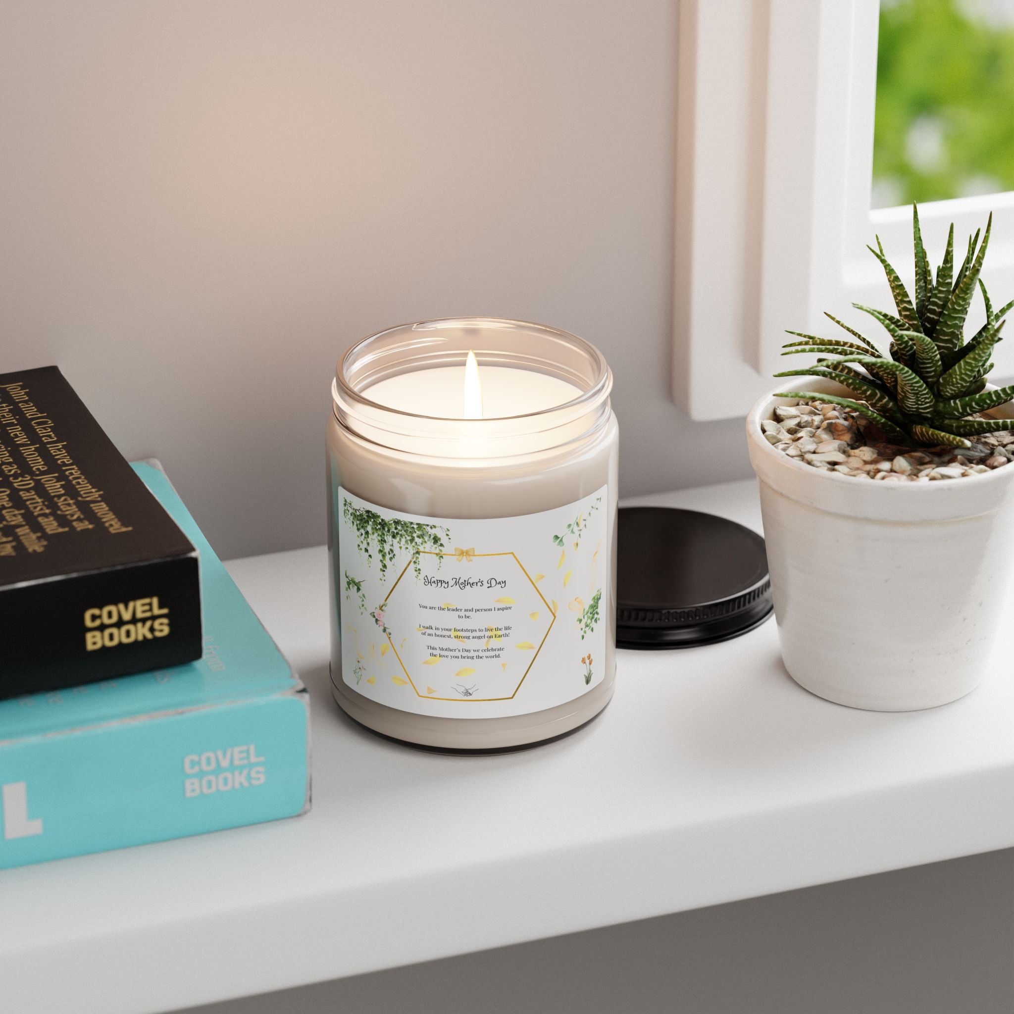 Happy Mother's Day Scented Soy Candle 9oz — Floral & Fresh Gift Jar (Golden Edition)